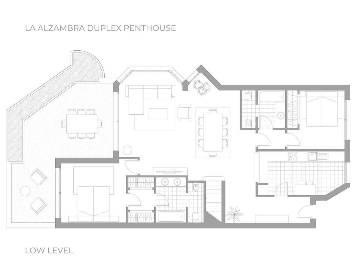 La Alzambra Duplex Penthouse Sea Views *
